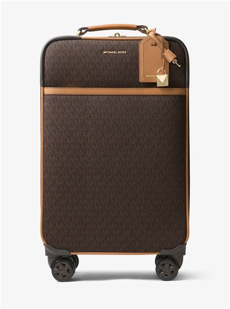 michael kors y a t'il une garantoe|Michael Kors suitcase warranty.